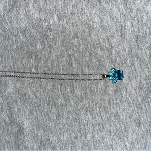 Elegant Blue Pendant Necklace